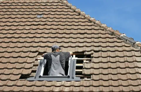 Pose de velux à Captieux